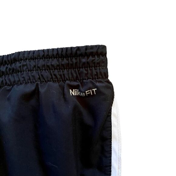 NIKE fit Dry Black Draw String Athletic Short Size Small - Picture 3 of 4